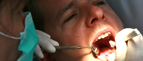 Le traitement de dents mobiles et la stabilisation des occlusions
